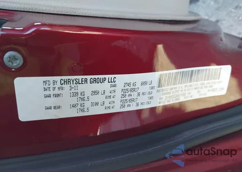 2011 Dodge Grand Caravan Crew z USA, uszkodzony, nr VIN 2D4RN5DG3BR674586